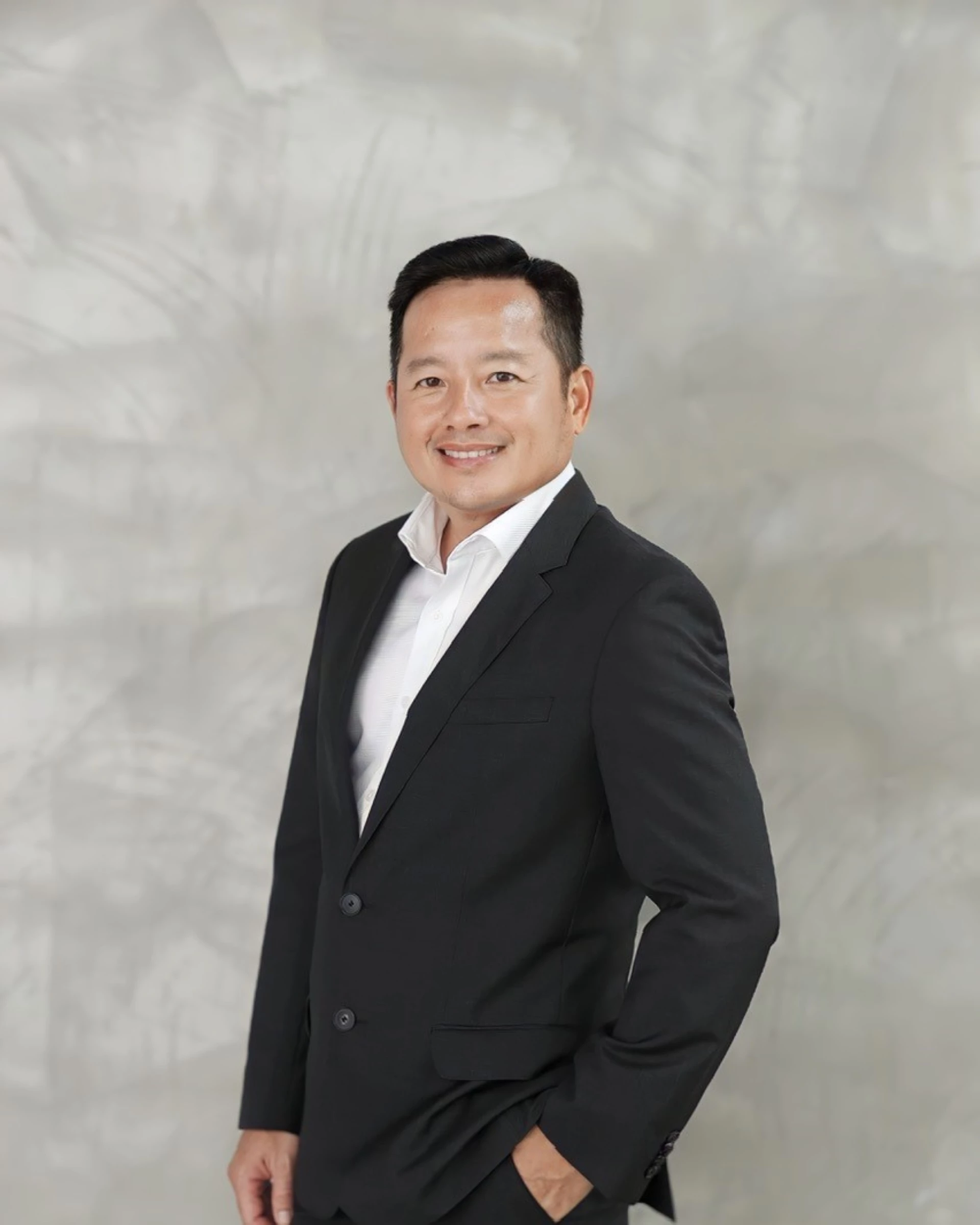 Ông Nguyễn Thanh Phong – chủ đầu tư hệ thống đại lý VinFast Tâm Phong.