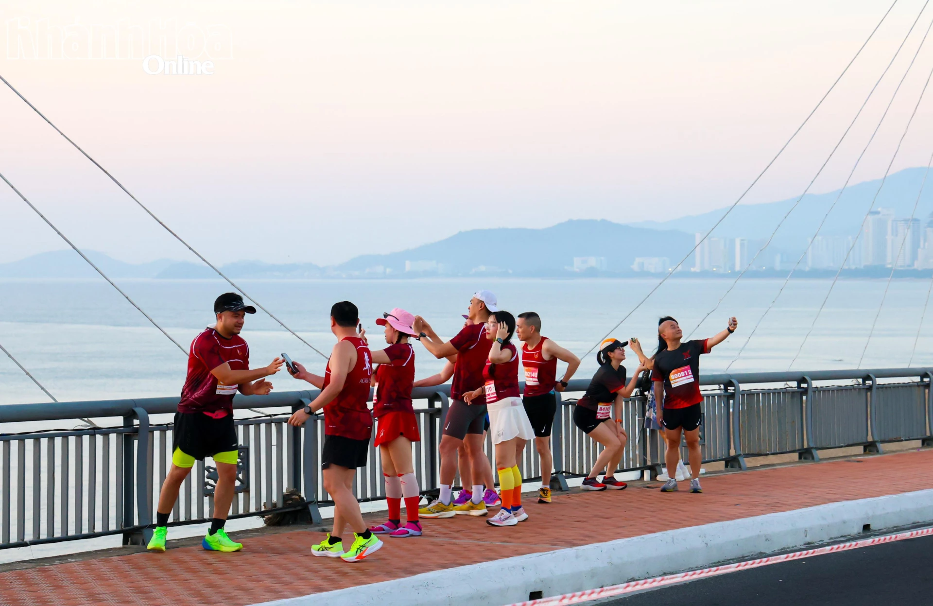 Và nhiều vận động viên khác cũng làm theo.