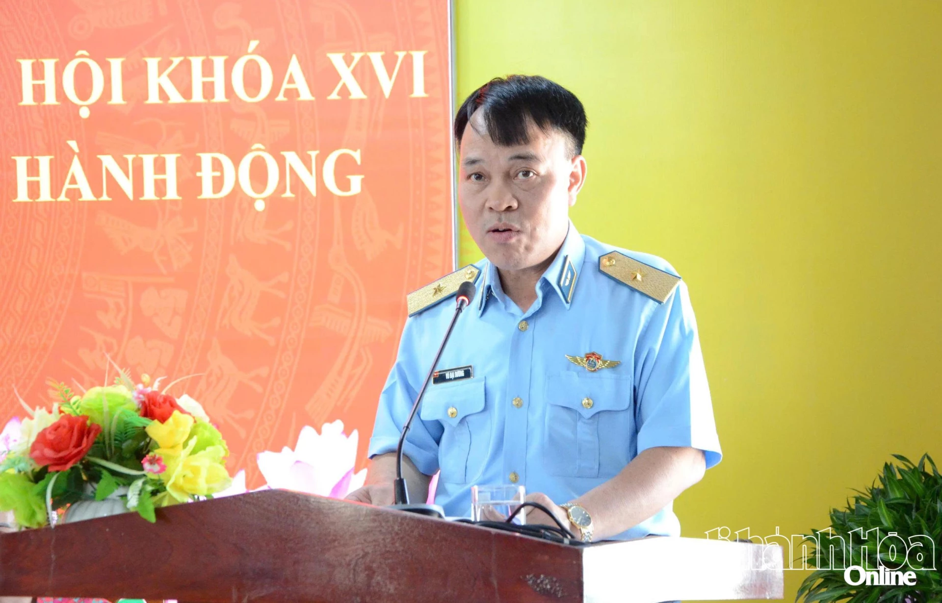 Ông Vũ Đại Dương trình bày chương trình hành động.