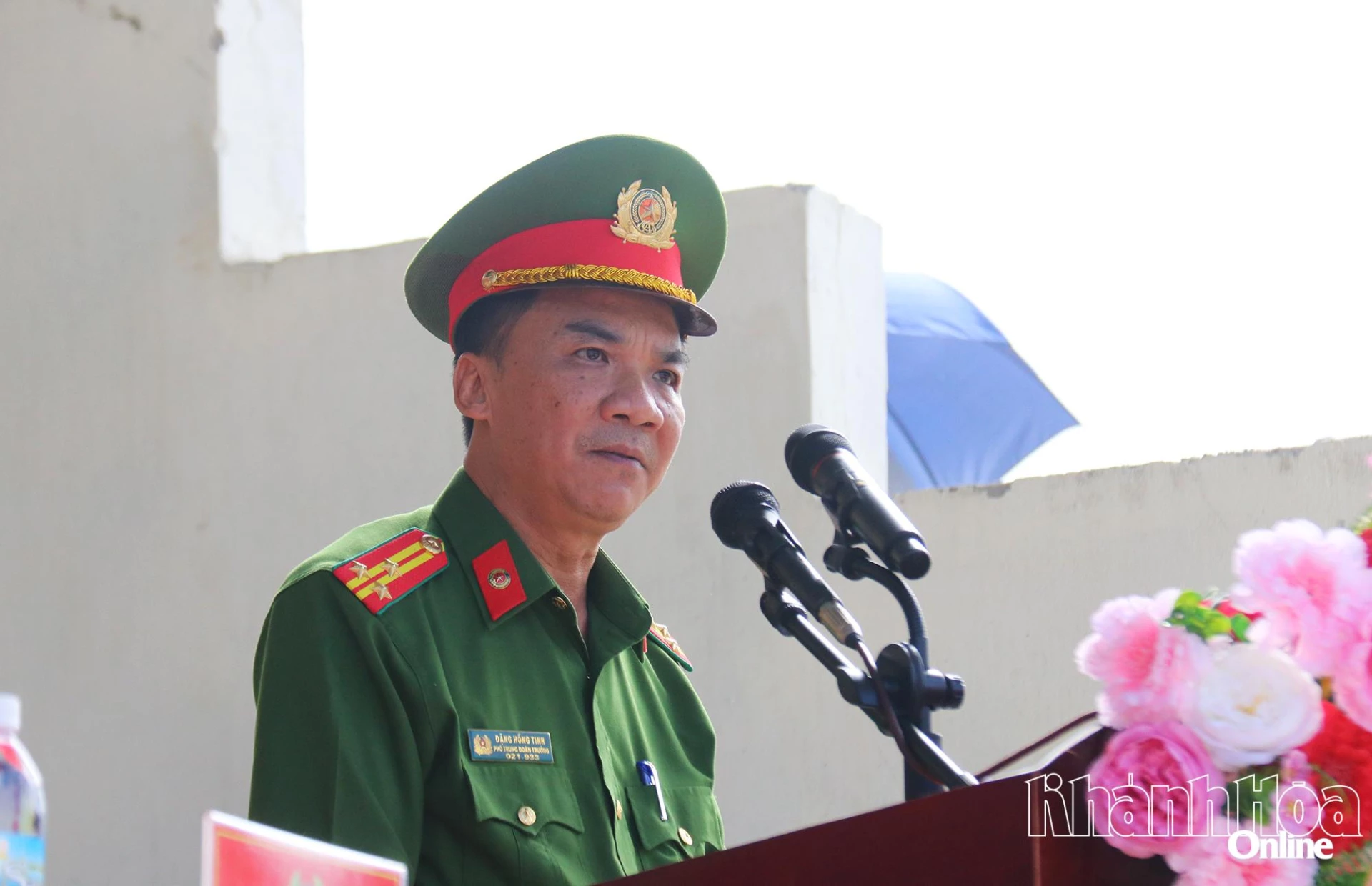 Thượng tá Đặng Hồng Tinh phát biểu chỉ đạo tại buổi lễ.