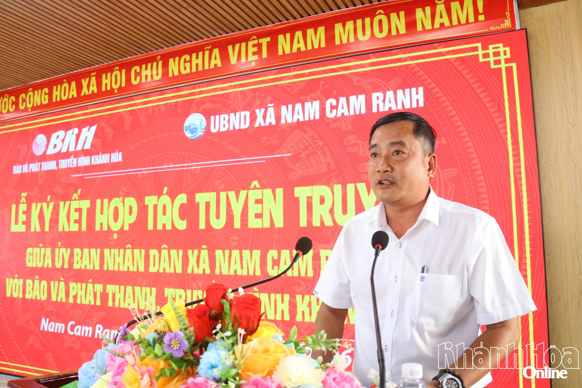 Ông Hà Thế Ân phát biểu tại lễ ký kết.