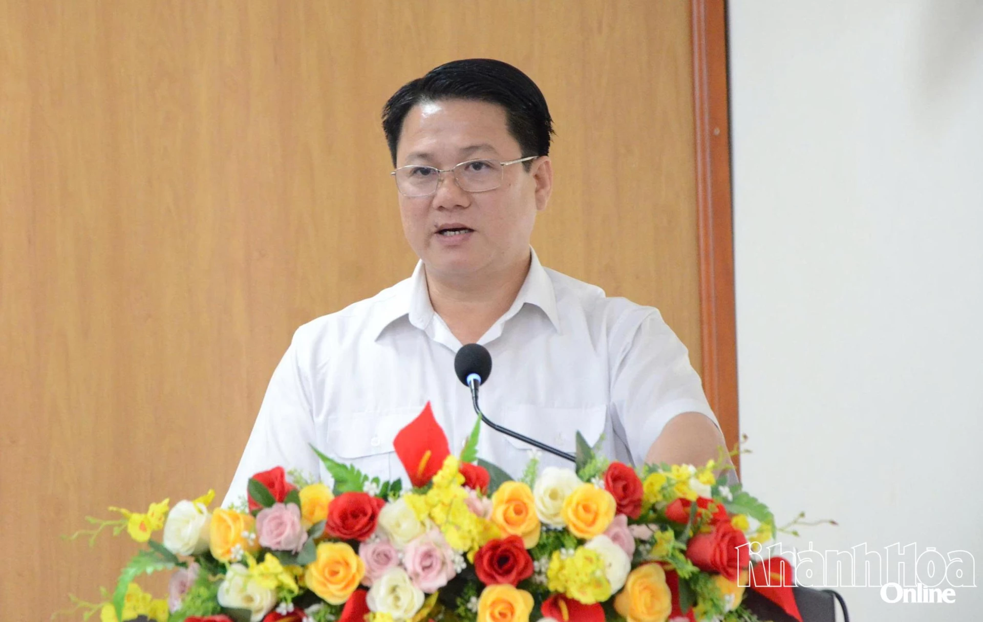 Ông Châu Thanh Hải trình bày chương trình hành động.