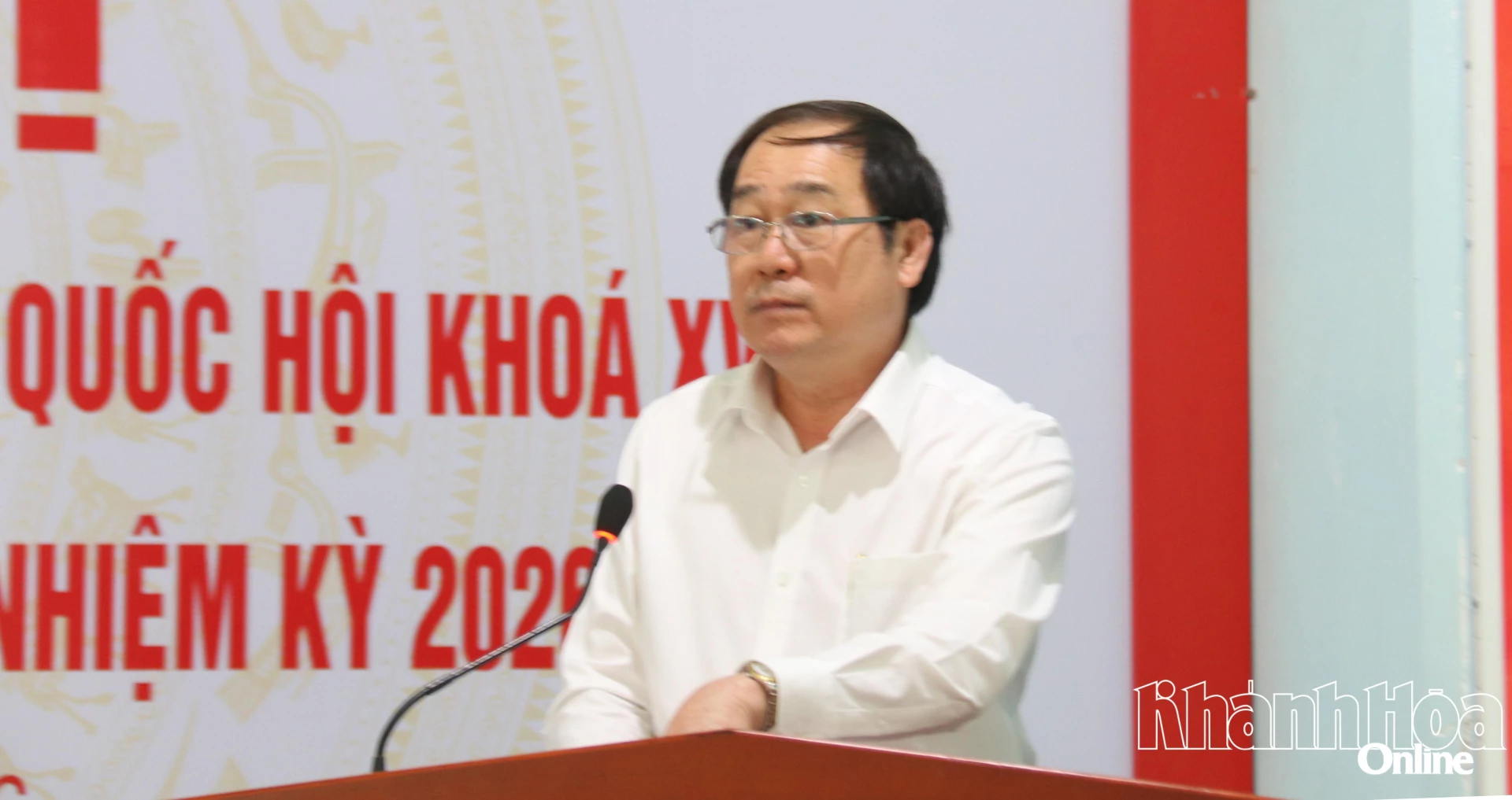 Ông Lê Hưng Dũng trình bày chương trình hành động.