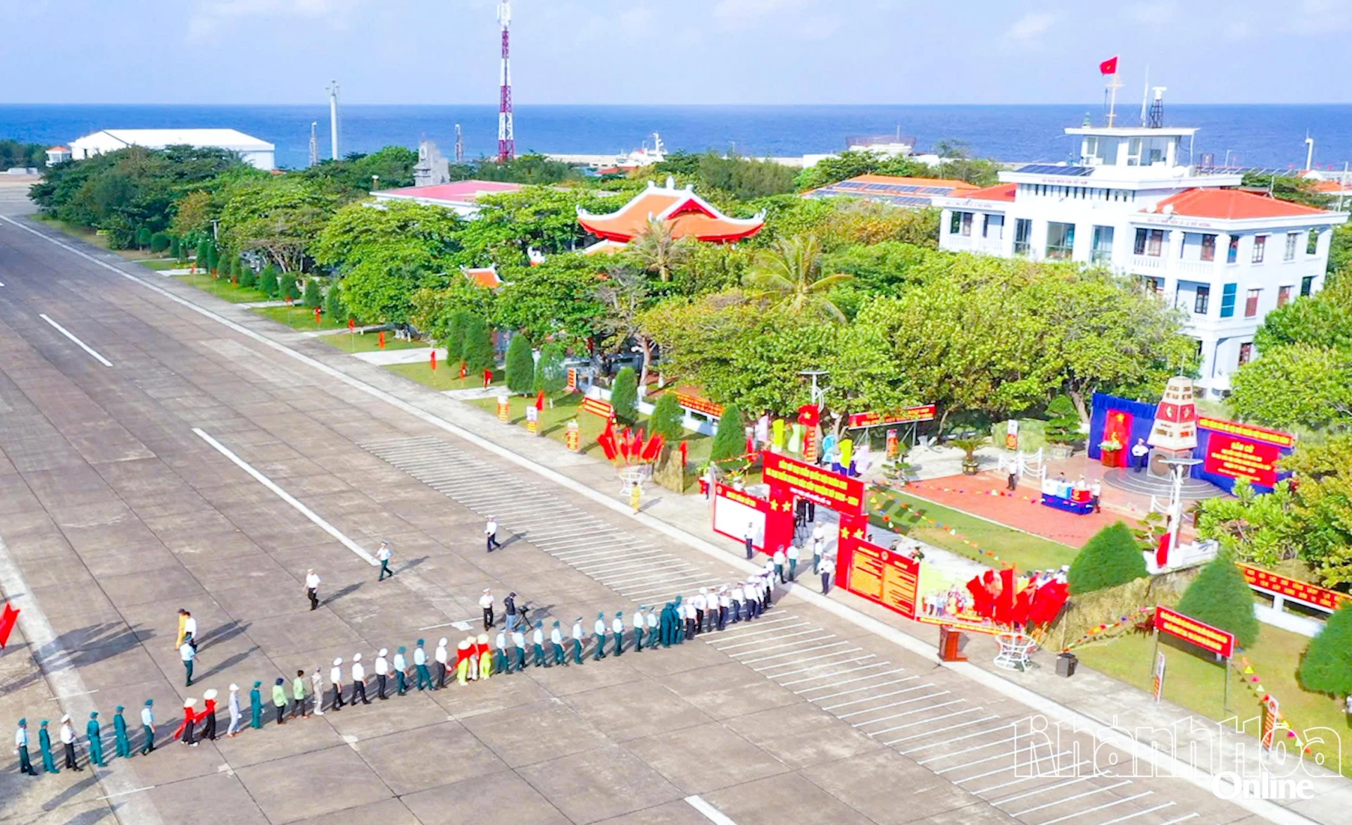 Toàn cảnh khu vực bỏ phiếu bầu cử tại đảo Trường Sa thuộc đặc khu Trường Sa. Ảnh: Vĩnh Thành