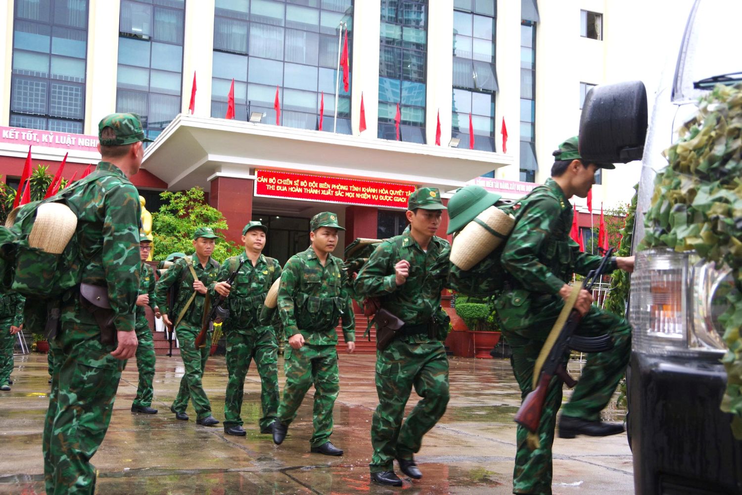 Lực lượng Bộ đội Biên phòng tỉnh sẵn sàng cơ động xử trí kịp thời khi có tình huống xảy ra trên địa bàn.