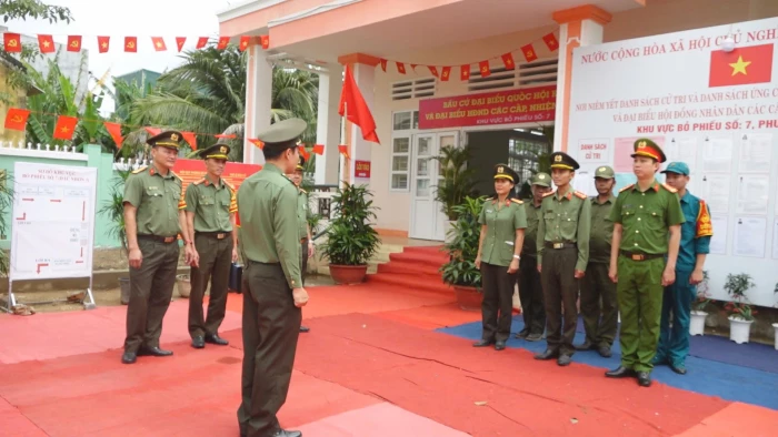 [Video] Tăng cường kiểm tra điều lệnh CAND phục vụ ngày bầu cử