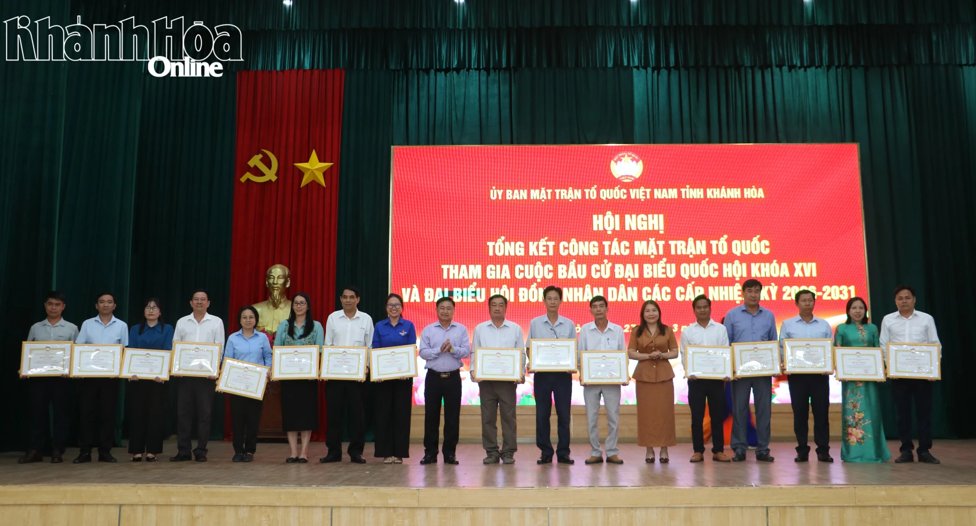 Các cá nhân nhận bằng khen của Ủy ban MTTQ Việt Nam tỉnh