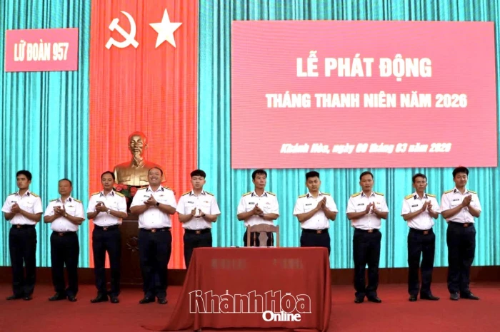 Phát động phong trào thi đua “Tuổi trẻ Lữ đoàn 957 xung kích lập công, tô hồng truyền thống”