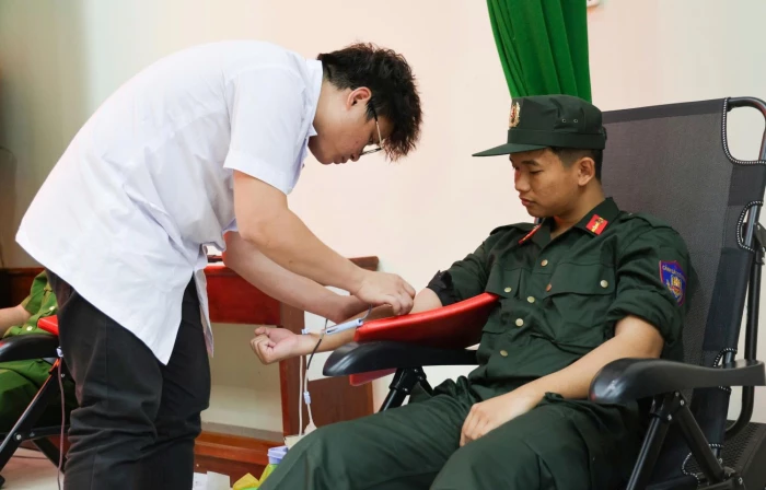 Hơn 700 cán bộ, chiến sĩ Công an tỉnh Khánh Hòa tham gia hiến máu tình nguyện