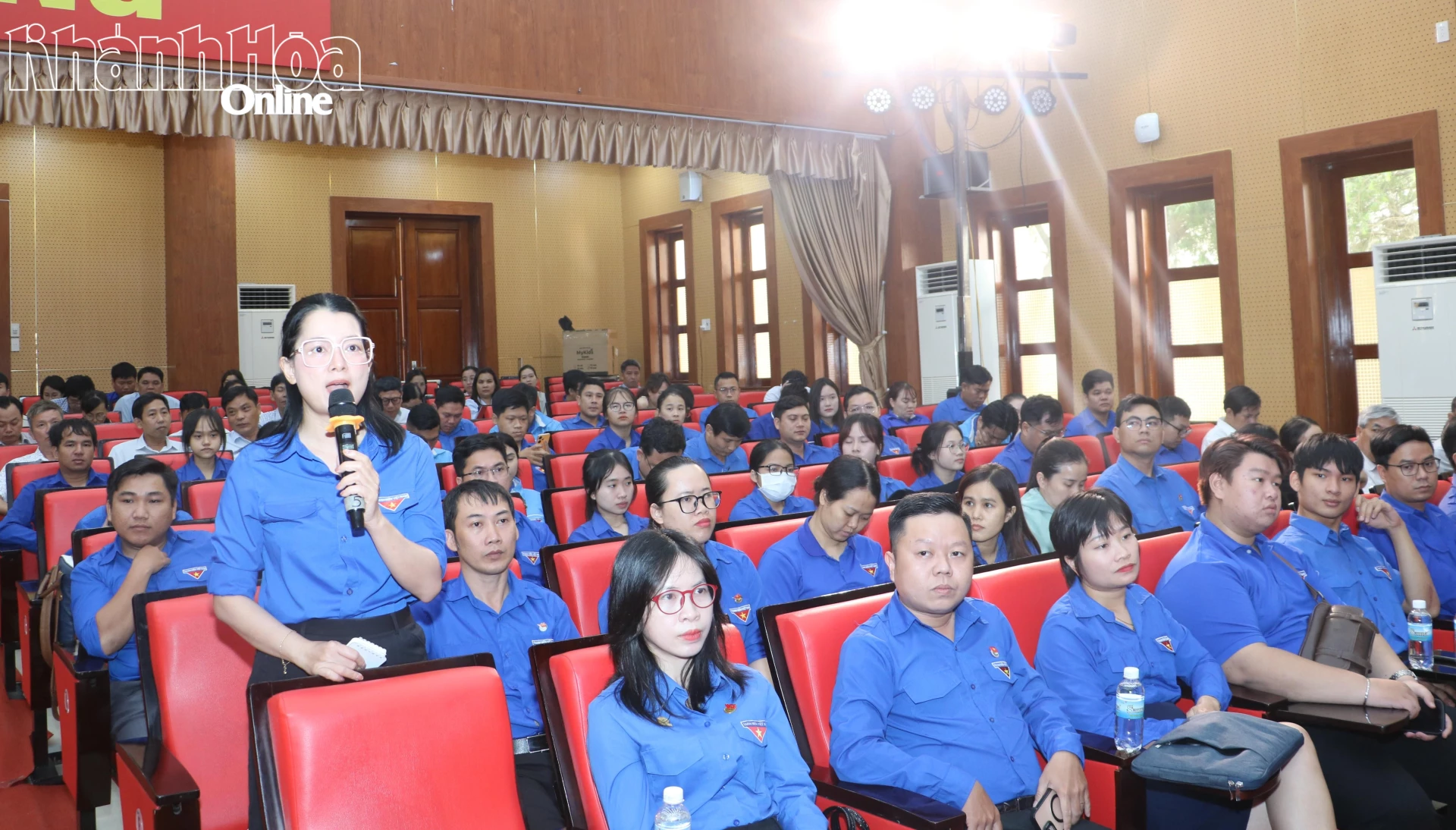 Đại diện Đoàn thanh niên Công ty TNHH Nhà nước Một thành viên Yến sào Khánh Hòa.