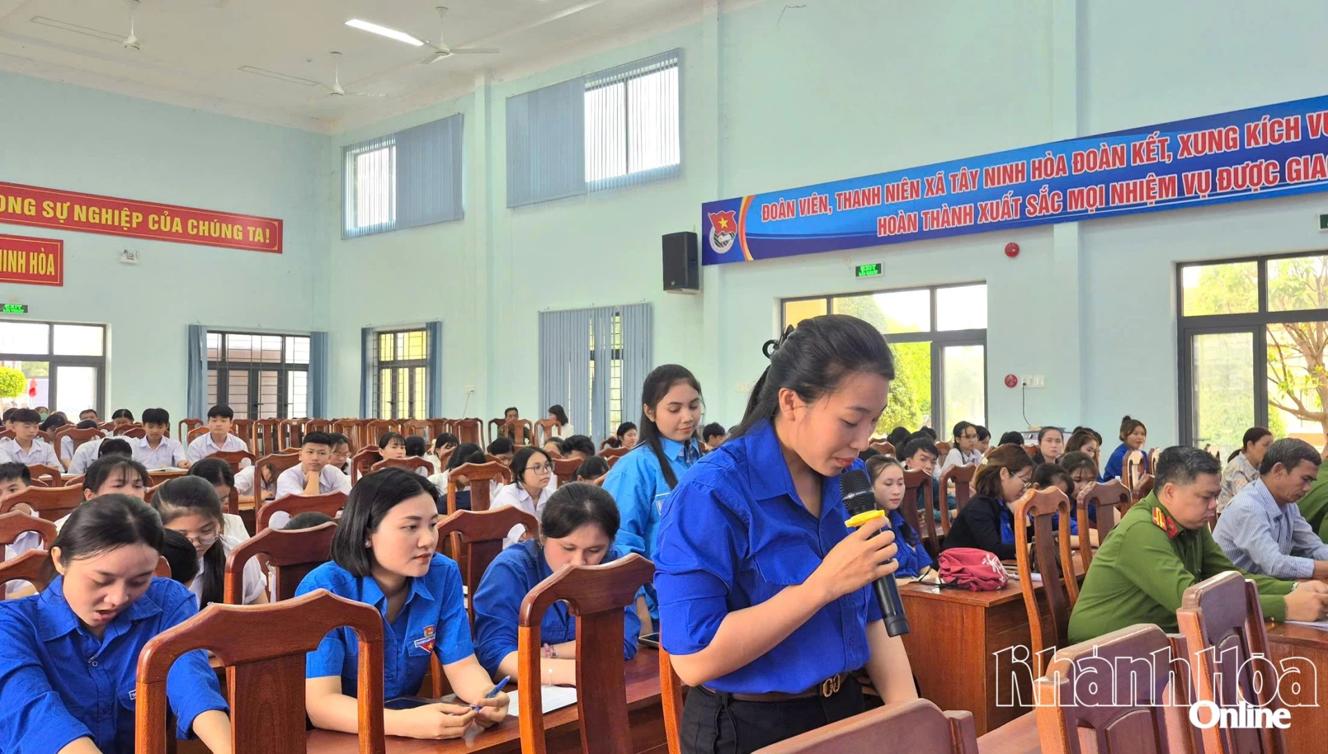 Đoàn viên, thanh niên phát biểu ý kiến