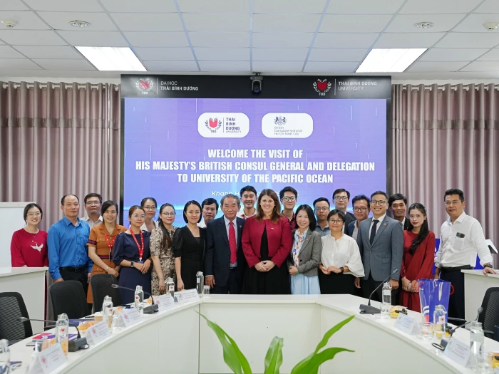 Trường Đại học Thái Bình Dương trao đổi về hợp tác giáo dục với Vương quốc Anh
