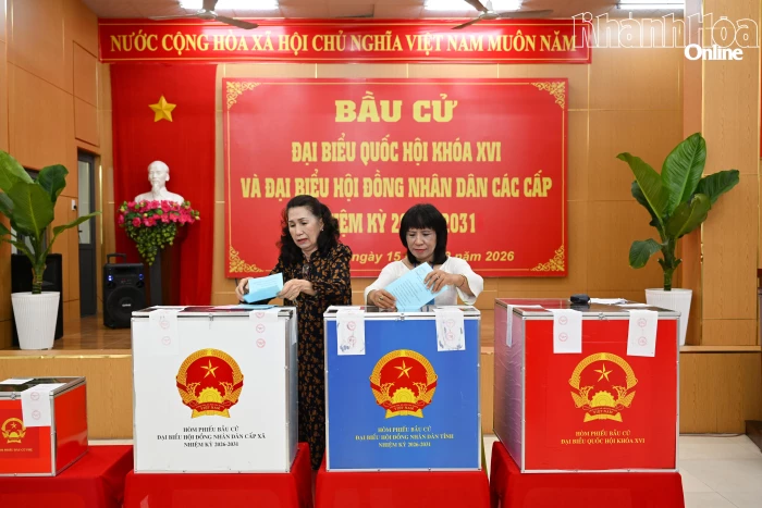 Đến 21 giờ ngày 15-3, tỷ lệ cử tri đi bầu cử của tỉnh Khánh Hòa đạt 99,87%