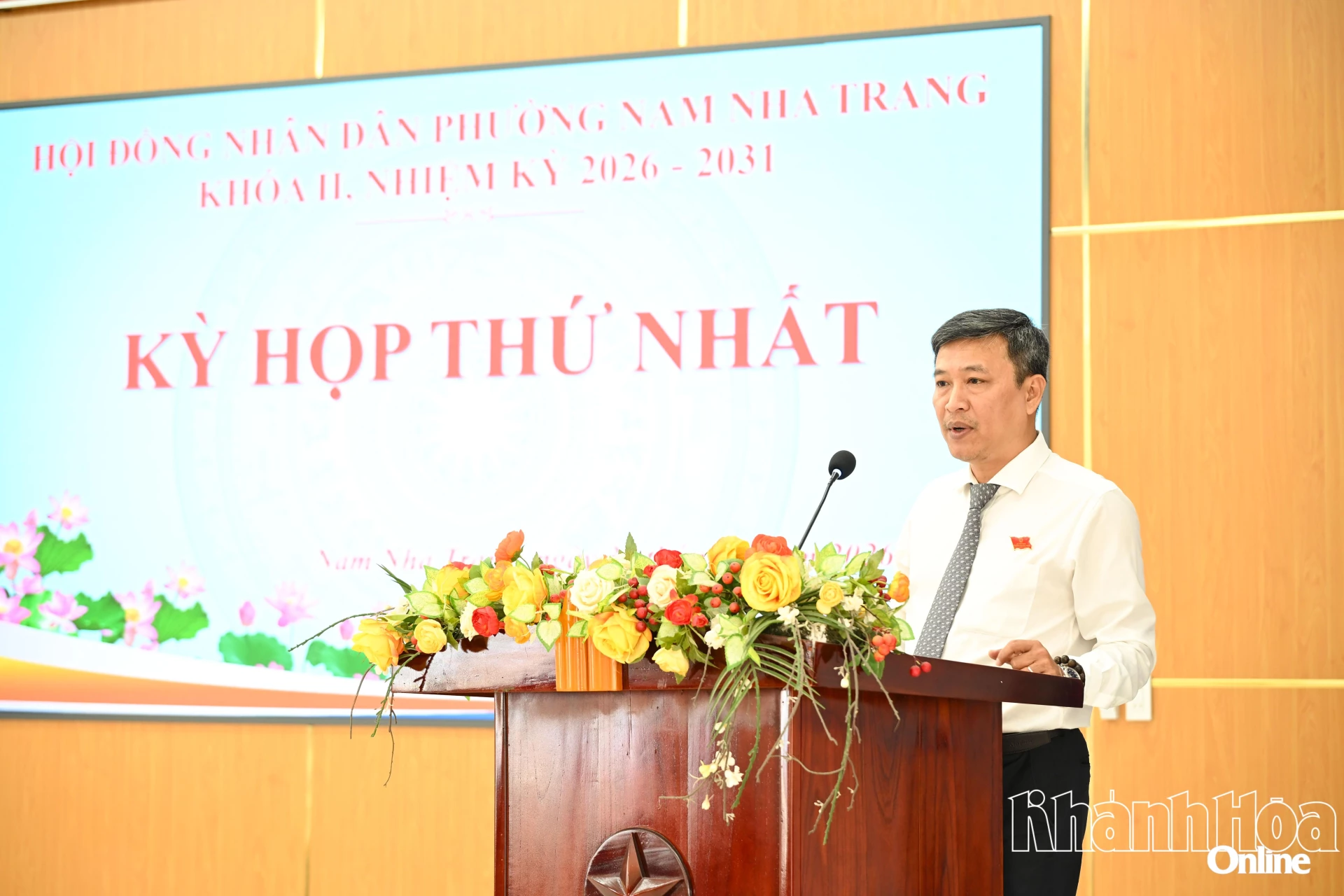 Ông Trần Nam Bình phát biểu nhận nhiệm vụ.