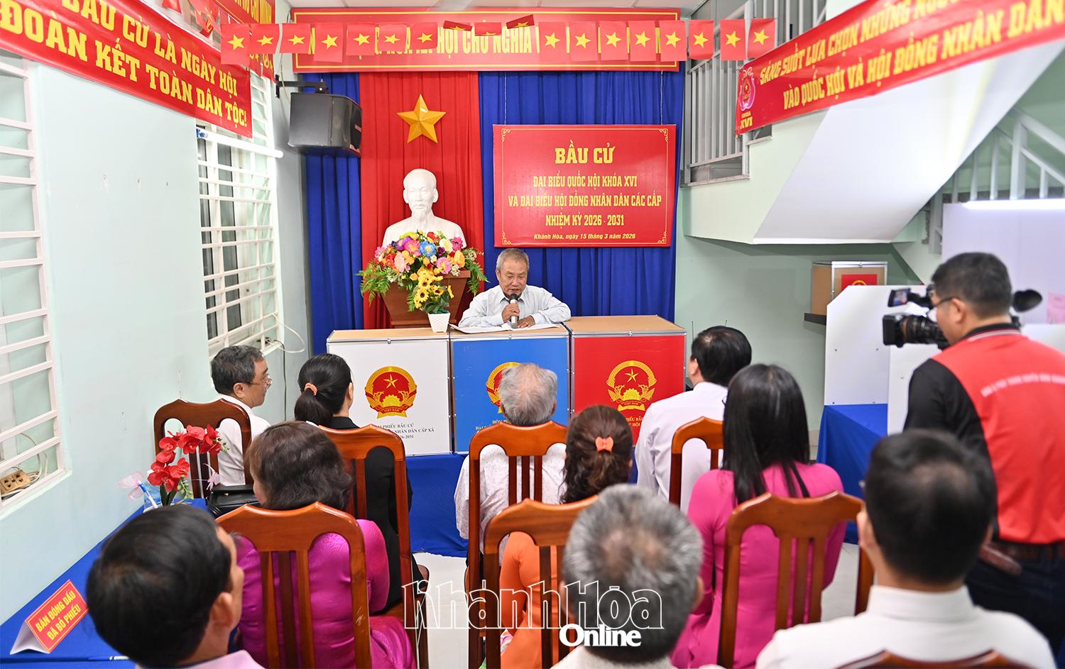 Lễ khai mạc ngày bầu cử đại biểu Quốc hội khoá XVI và HĐND các cấp nhiệm kỳ 2026 - 2031 tại Tổ bầu cử số 29, phường Nha Trang