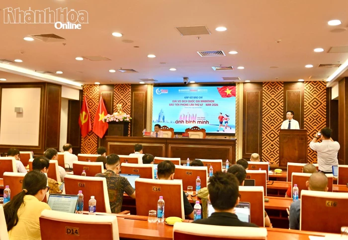 Ban tổ chức Giải Vô địch quốc gia Marathon - Báo Tiền Phong lần thứ 67 gặp gỡ báo chí
