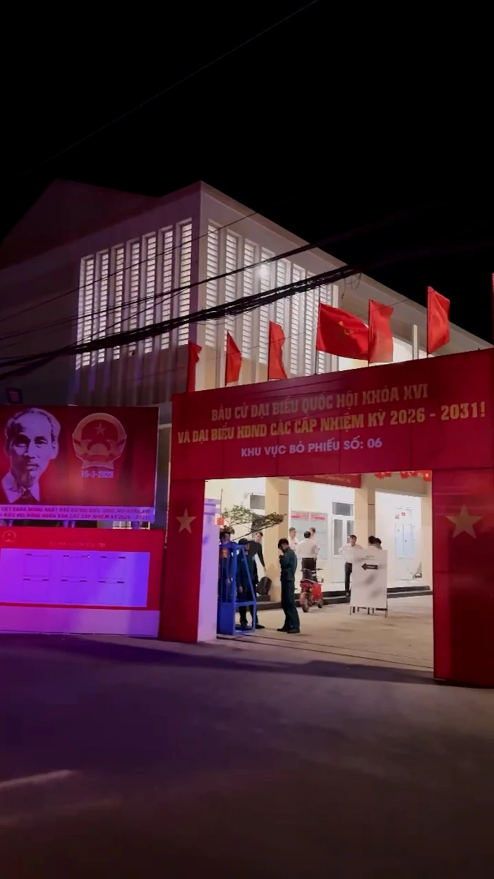 Ngư dân Cà Ná đi bầu cử từ 5 giờ sáng