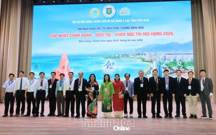 800 chuyên gia, bác sĩ tham gia hội nghị khoa học tai mũi họng thường niên lần thứ 42