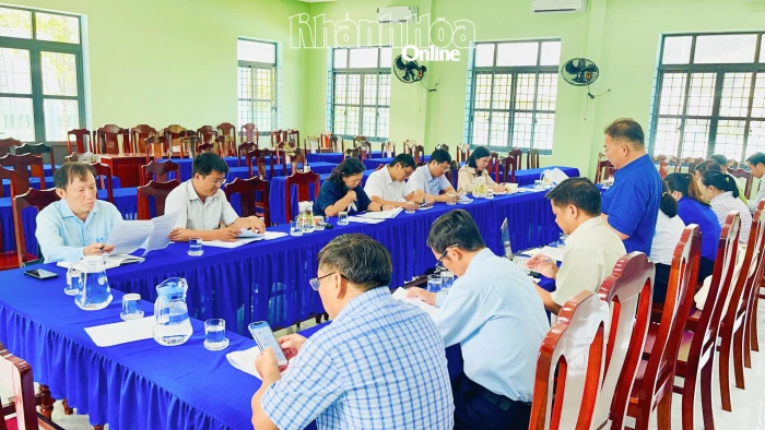 Ủy ban Bầu cử tỉnh Khánh Hòa kiểm tra công tác chuẩn bị bầu cử tại xã Anh Dũng