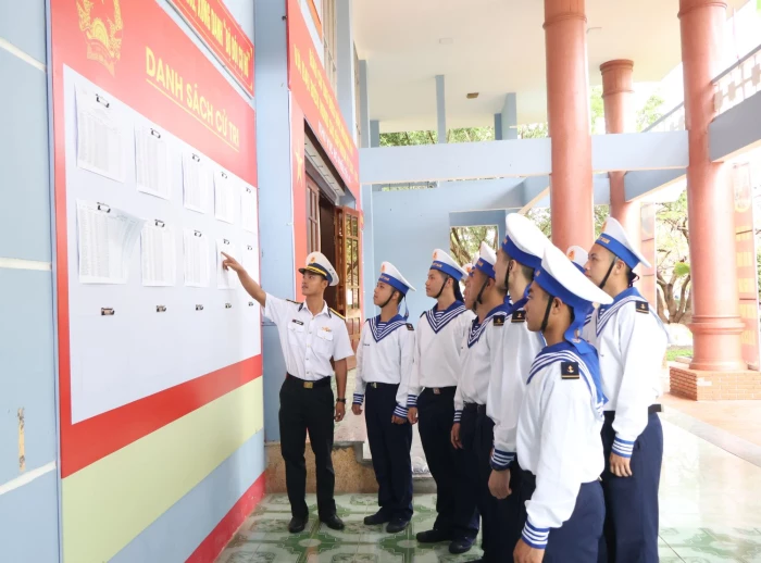 Lữ đoàn 101, Vùng 4 Hải quân sẵn sàng cho ngày bầu cử 