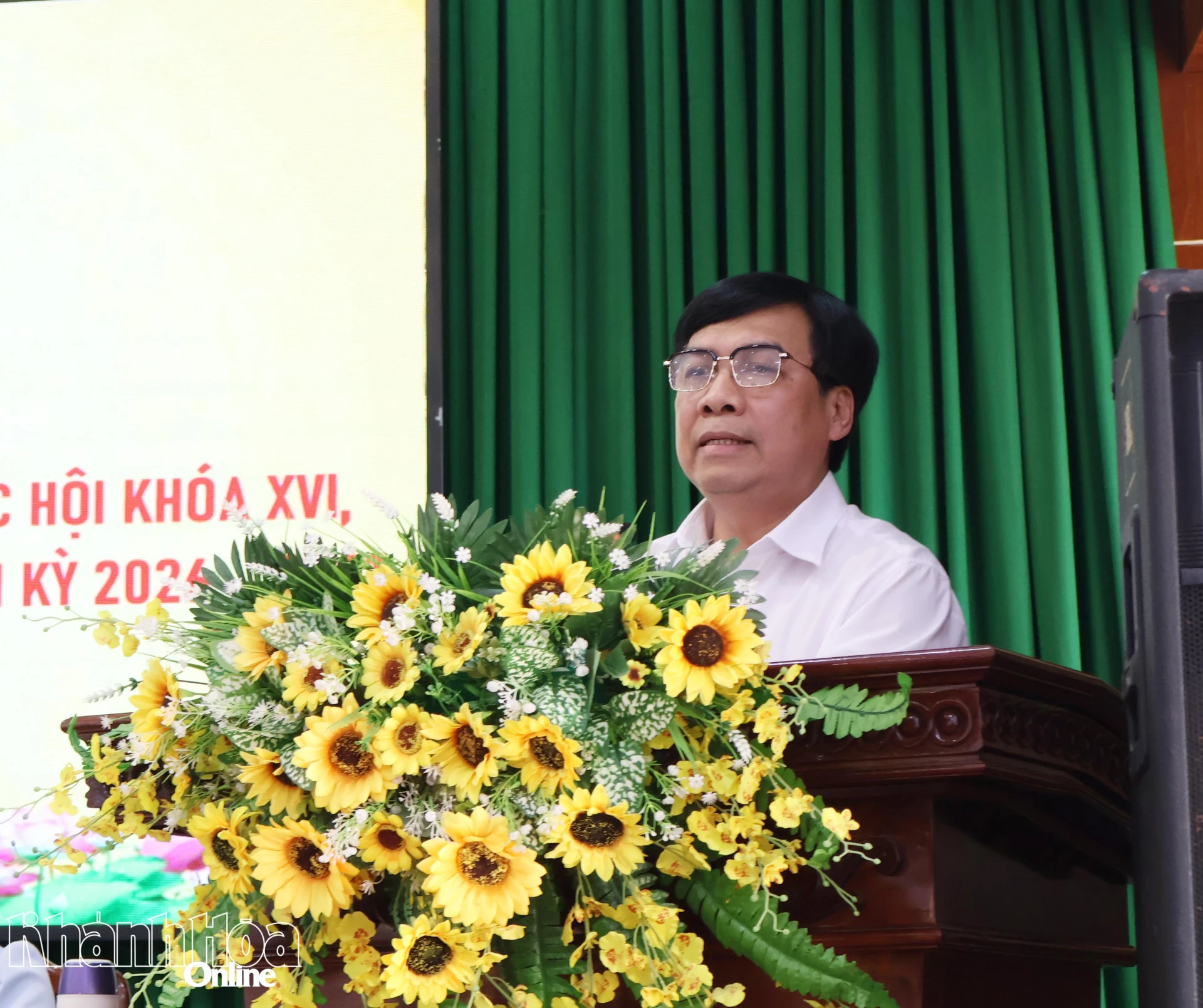 Lê Vũ Chương trình bày chương trình hành động.