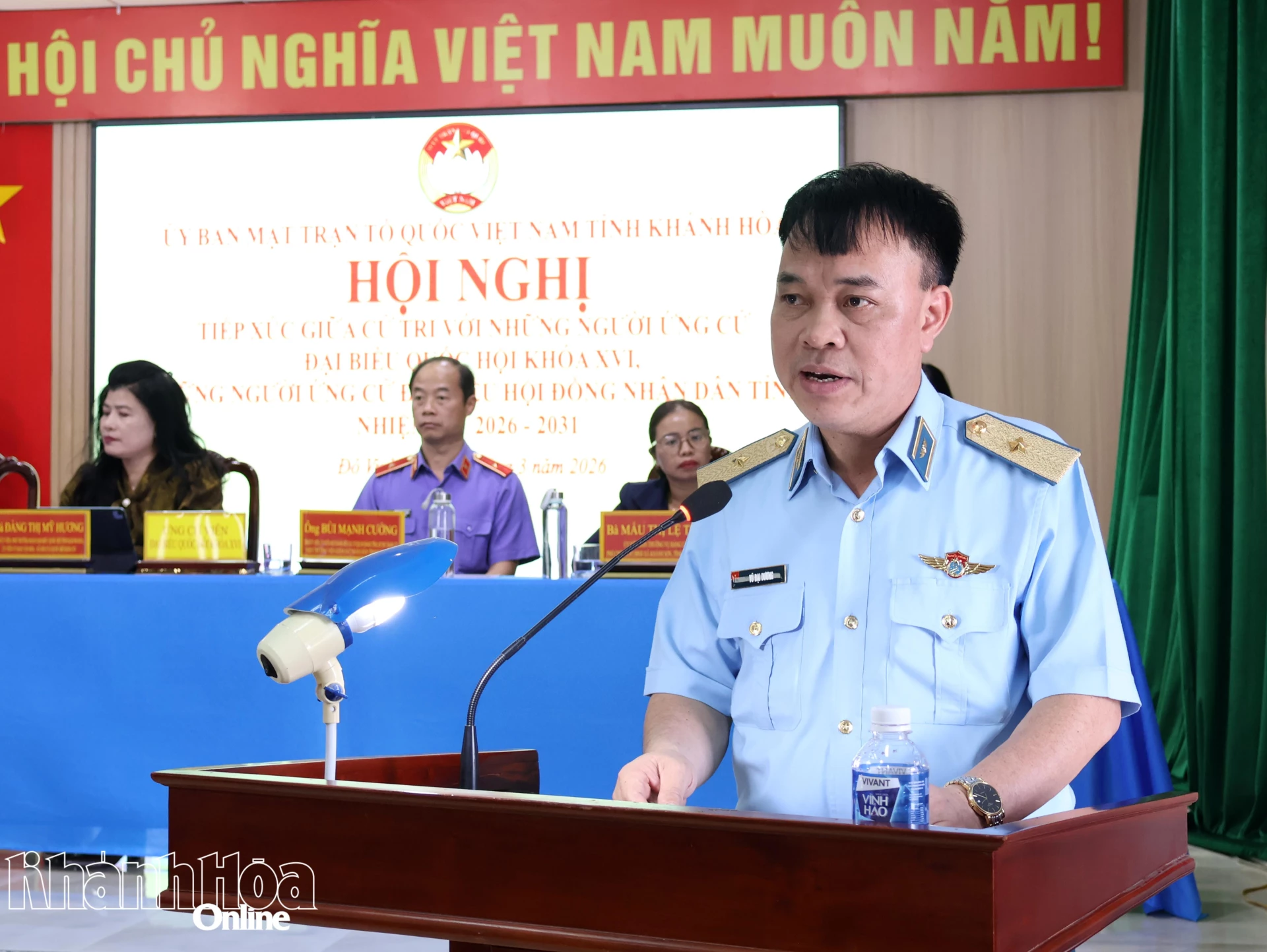 Ông Vũ Đại Dương trình bày chương trình hành động.