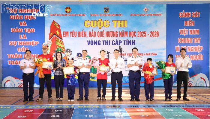 100 học sinh tham gia vòng thi cấp tỉnh Cuộc thi “Em yêu biển đảo quê hương”