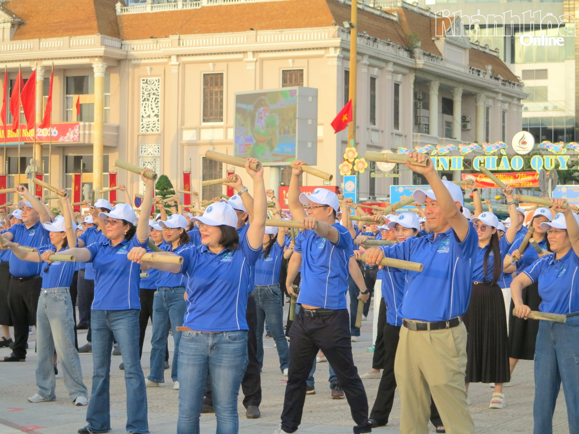Đồng diễn flashmob.