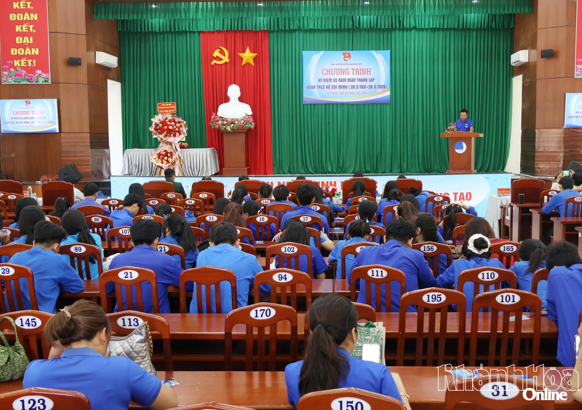 Quang cảnh chương trình.