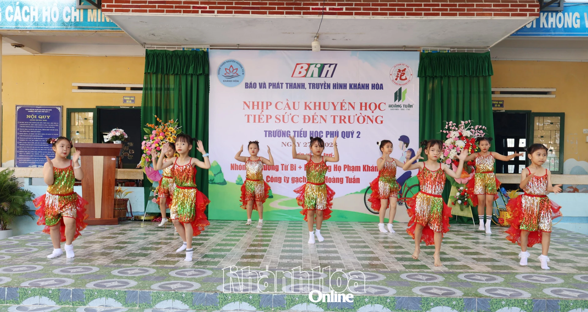 Tiết mục văn nghệ tại chương trình.