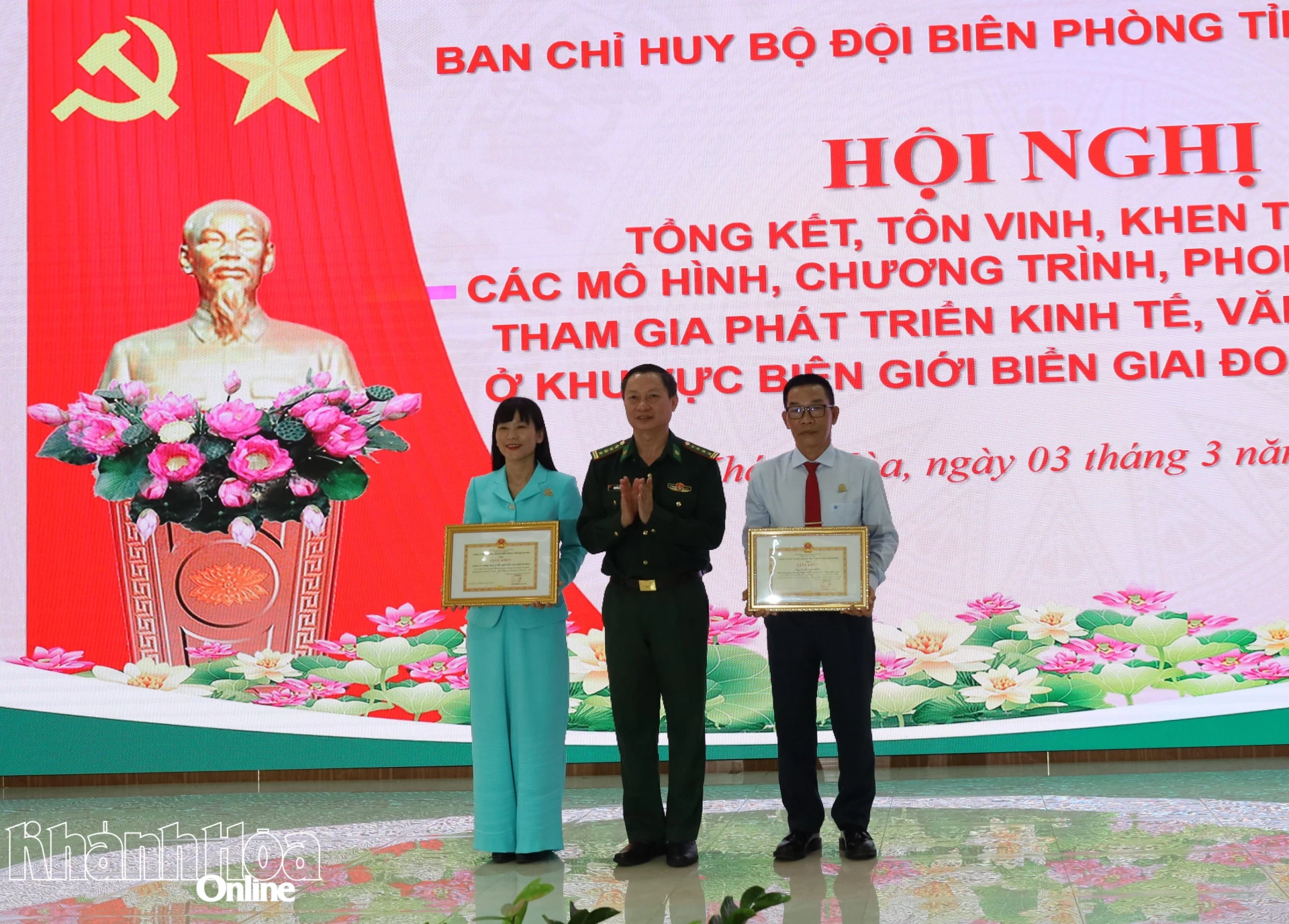 Các tập thể, cá nhân nhận giấy khen của Ban Chỉ huy Bộ đội Biên phòng tỉnh.