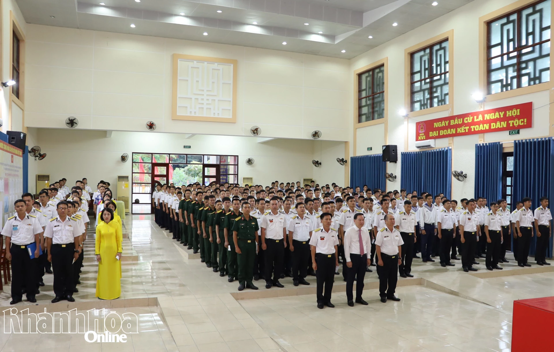 Quang cảnh tại lễ khai mạc.