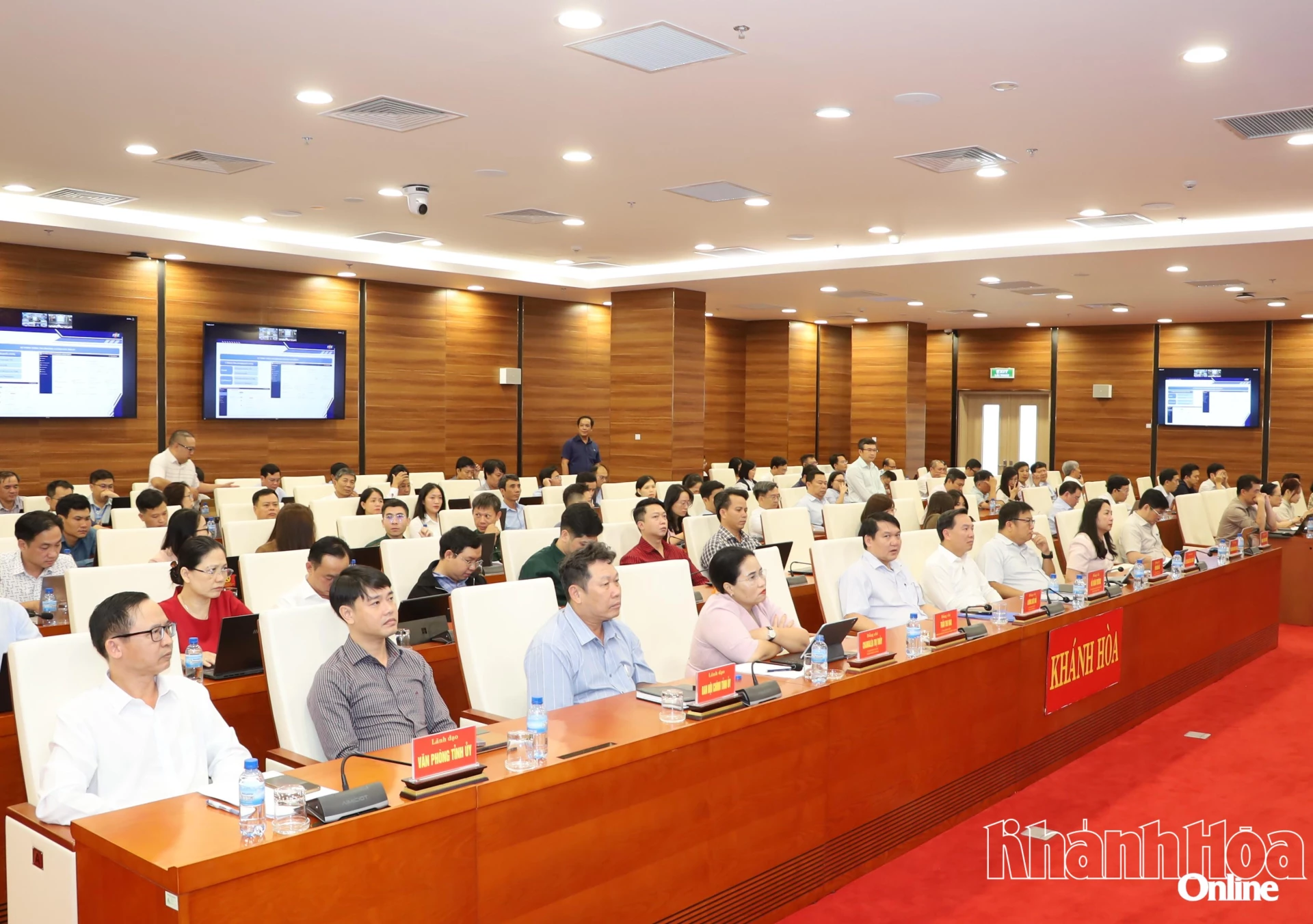 Quang cảnh tại hội nghị.