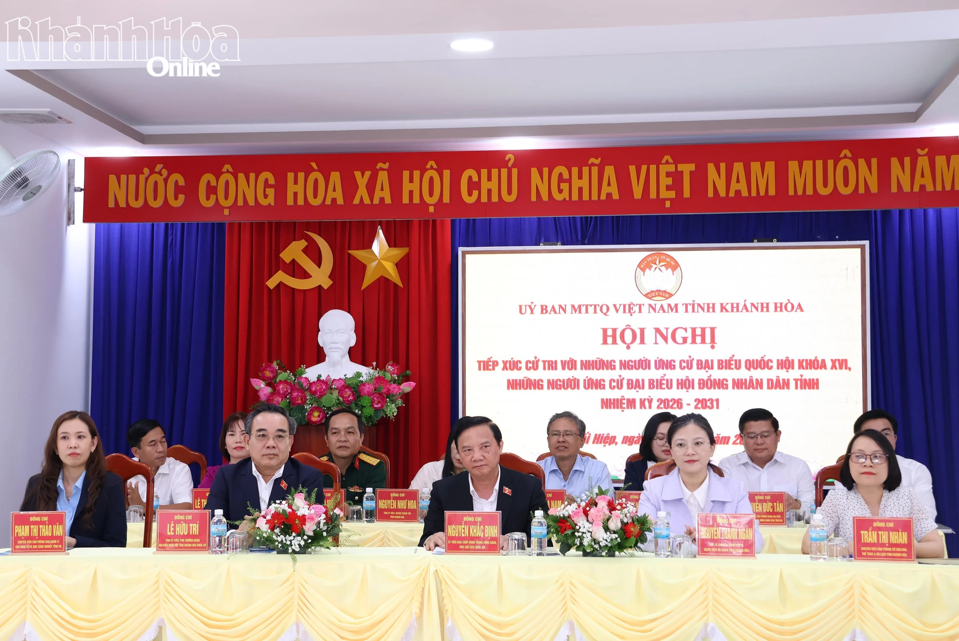 Các đại biểu ứng cử đại biểu Quốc hội khóa XVI đơn vị bầu cử (số 2) và đại biểu HĐND tỉnh đơn vị bầu cử số 8