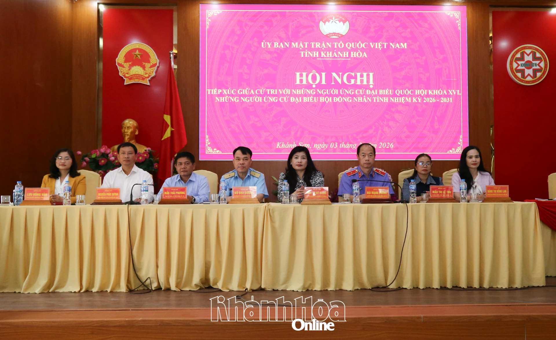 Những người ứng cử đại biểu Quốc hội khóa XVI và đại biểu HĐND tỉnh nhiệm kỳ 2026-2031 tiếp xúc cử tri xã Khánh Sơn