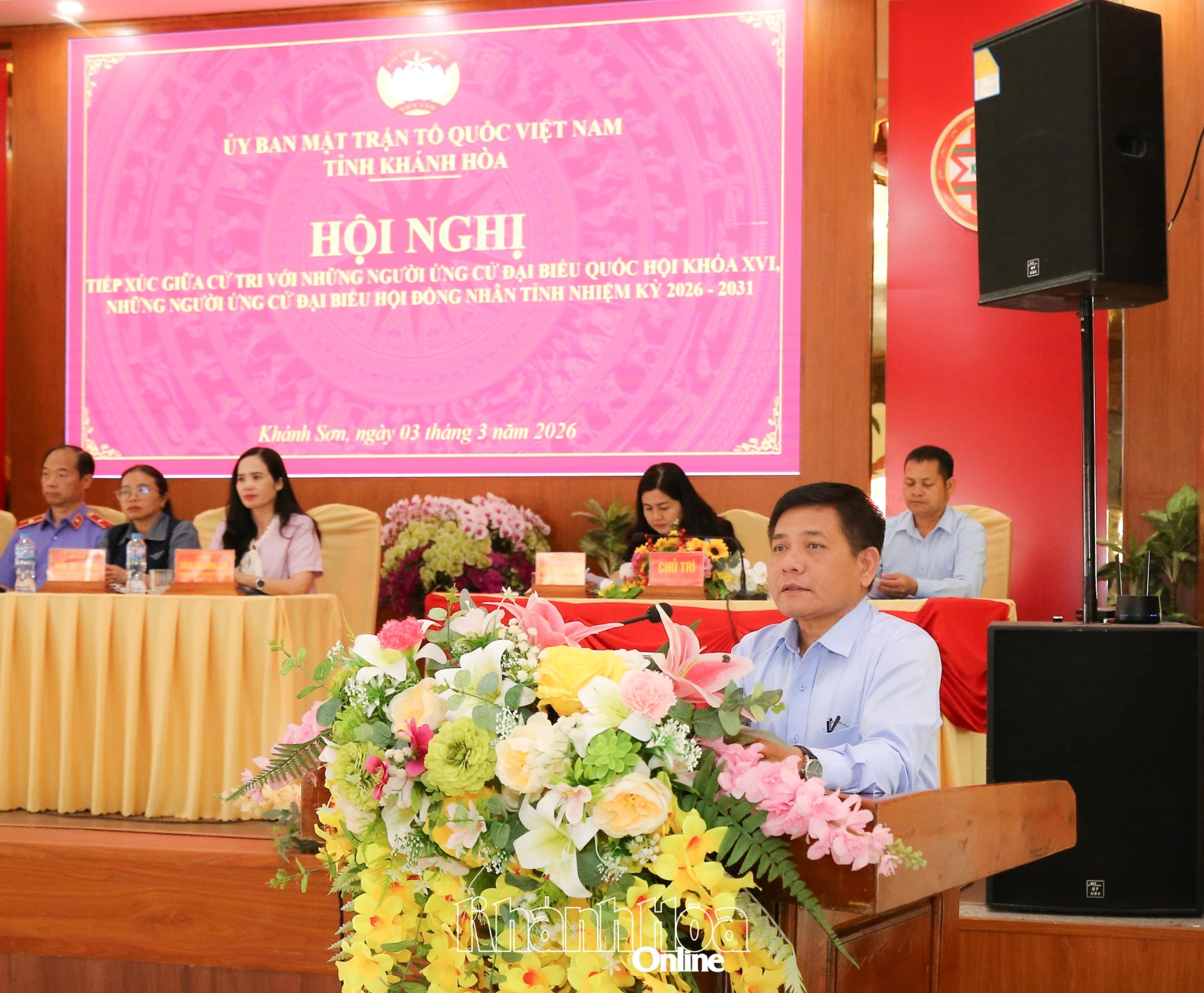 Ông Mẫu Thái Phương  - người ứng cử đại biểu HĐND tỉnh nhiệm kỳ 2026-2031 trình bày chương trình hành động