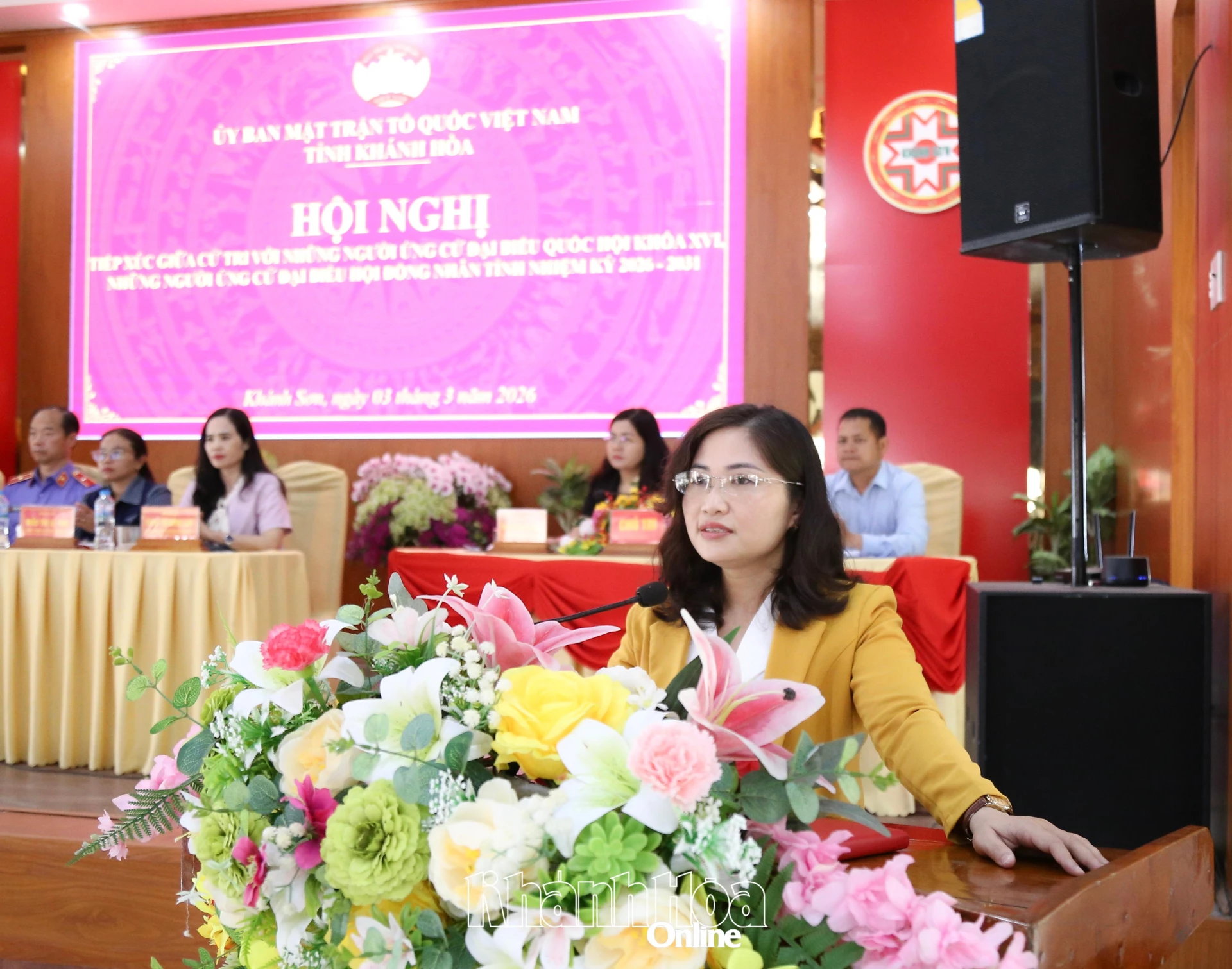 Bà Lưu Hồng Vân - 