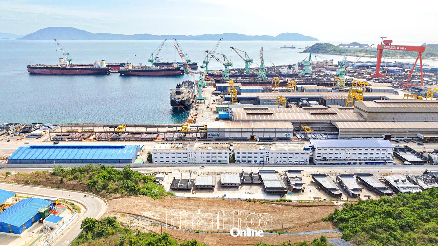 Một góc nam Vân Phong.