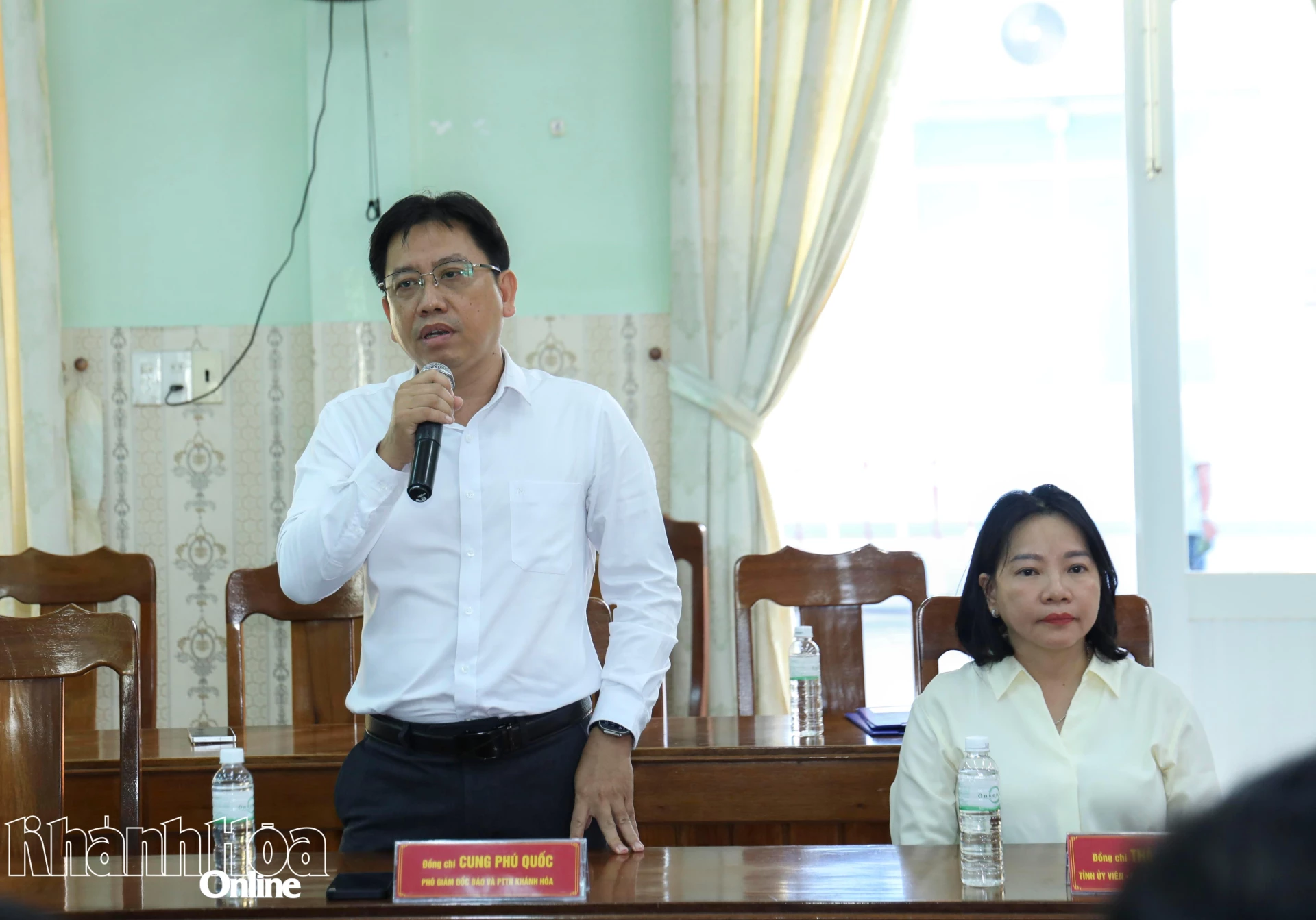 Ông Cung Phú Quốc giới thiệu một số nội dung tại lễ ký kết.