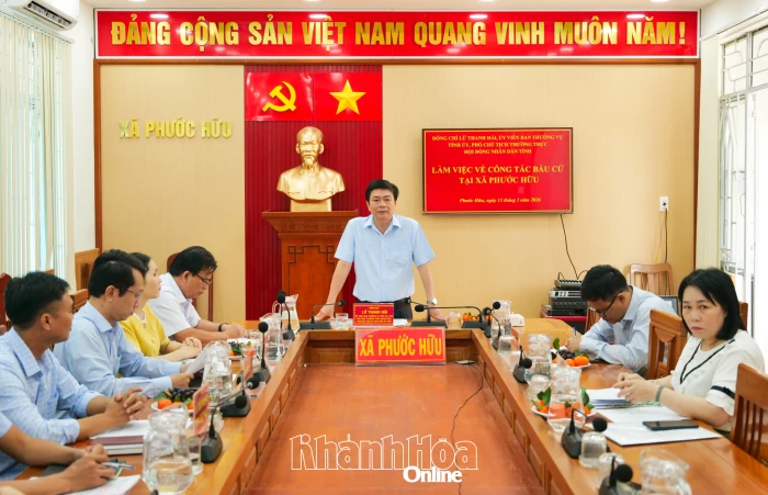 Phó Chủ tịch Thường trực HĐND tỉnh Lữ Thanh Hải kiểm tra công tác chuẩn bị bầu cử tại xã Phước Hữu