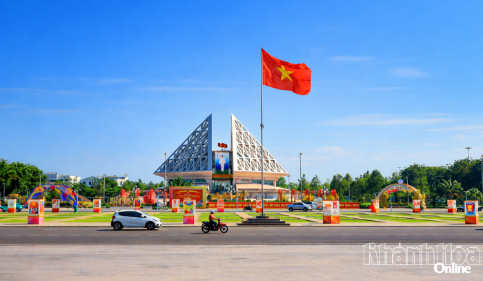 Rộn ràng ngày hội non sông ở khu vực phía Nam tỉnh