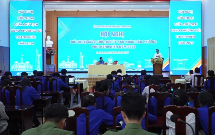UBND phường Cam Ranh tổ chức hội nghị đối thoại với thanh niên