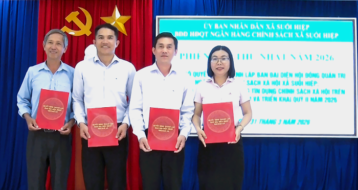 Thành lập Ban đại diện Hội đồng quản trị Ngân hàng Chính sách xã hội xã Suối Hiệp