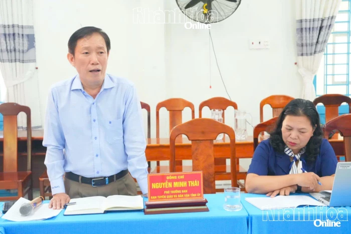 Ủy ban Bầu cử tỉnh Khánh Hòa kiểm tra công tác chuẩn bị bầu cử tại xã Lâm Sơn và Ninh Sơn