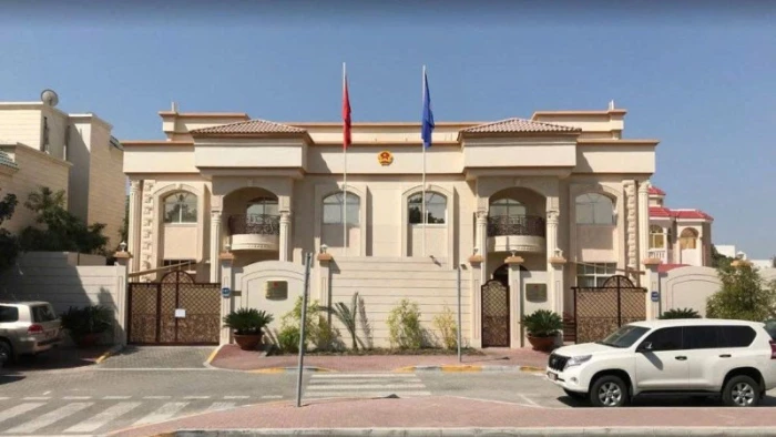 Đại sứ quán Việt Nam tại UAE khuyến cáo công dân Việt Nam tuân thủ hướng dẫn của hãng hàng không và cơ quan sở tại