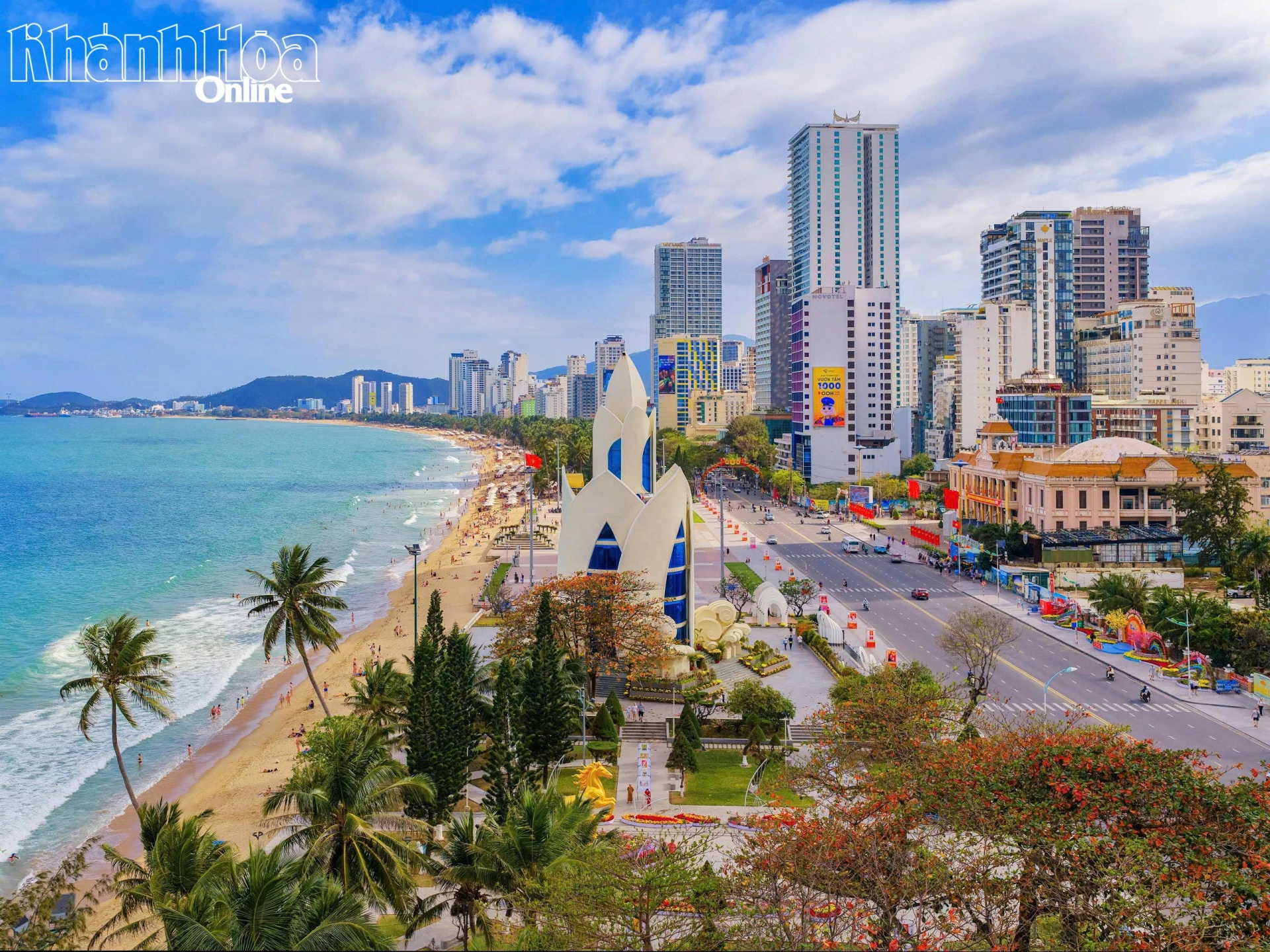 Một góc vịnh Nha Trang. (Ảnh: Vương Mạnh Cường)