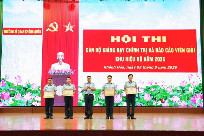 Trường Sĩ quan Không quân tổ chức Hội thi cán bộ giảng dạy chính trị và báo cáo viên giỏi Khu Hiệu bộ năm 2026