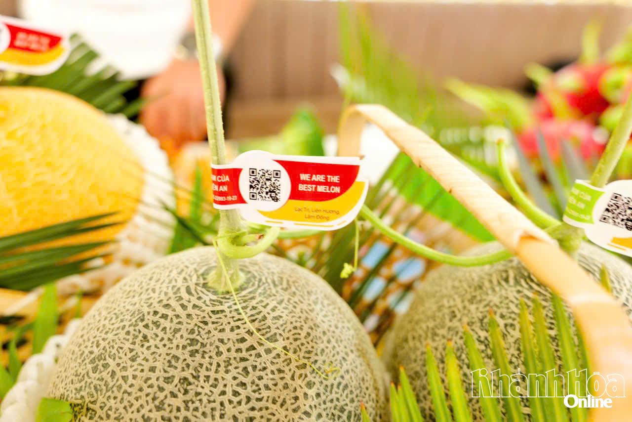 Sản phẩm trưng bày tại hội nghị được đầu tư bài bản từ quy trình sản xuất đến tem nhãn, truy xuất nguồn gốc, đáp ứng tiêu chuẩn chất lượng và thị trường.