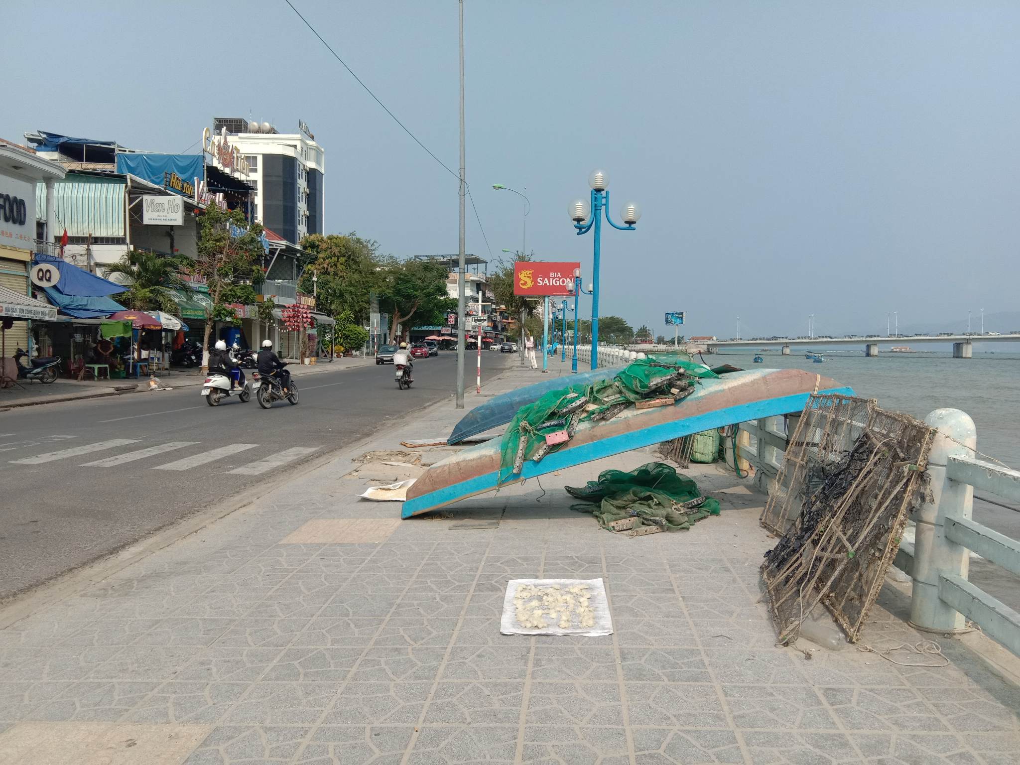 Hành lang đi bộ cần thông thoáng