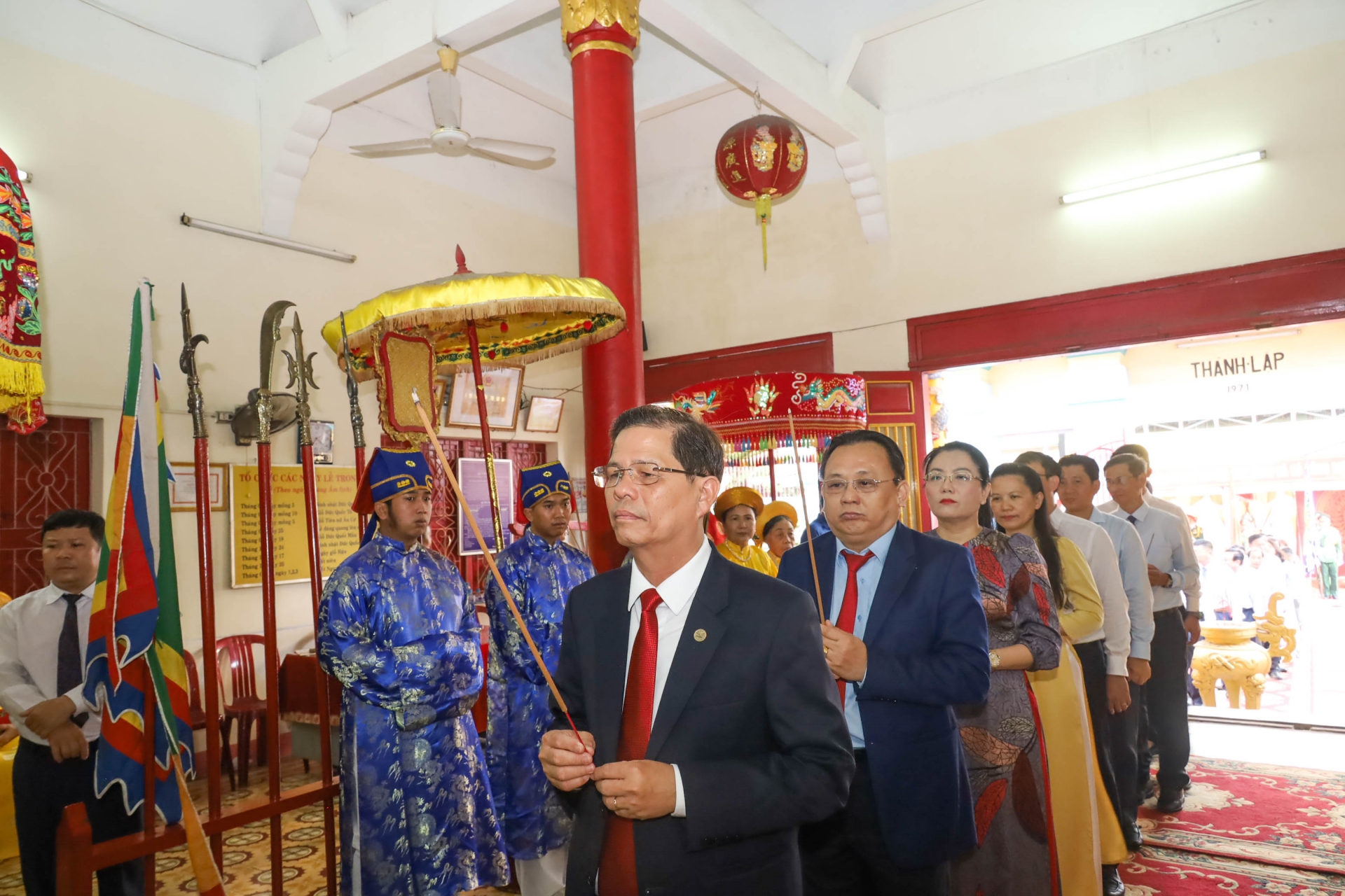 Nguyen Tan Tuan pays tribute to Hung Kings

